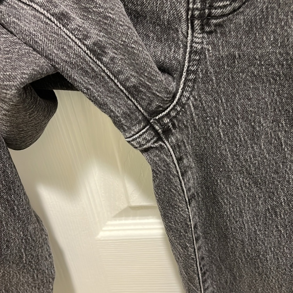 Madewell Perfect Vintage Jean in Lunar Wash (black) - Size 26 - Picture 7 of 11